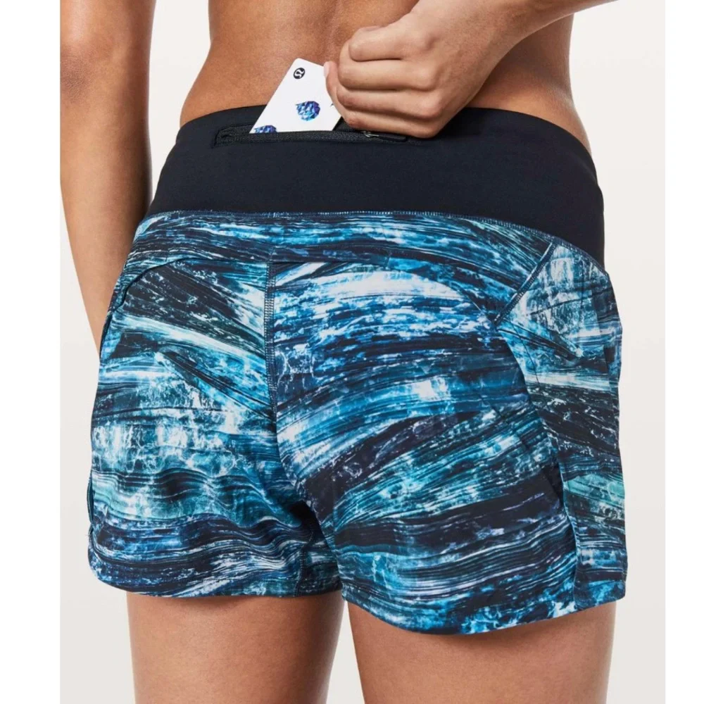 Lululemon Run Times Short II 4” in Shorelines Multi Blue / Black sz 6 Activewear